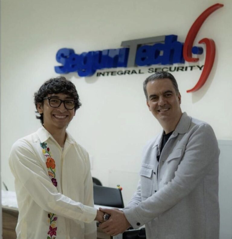 Seguritech impulsa a joven oaxaqueño hacia la estratósfera