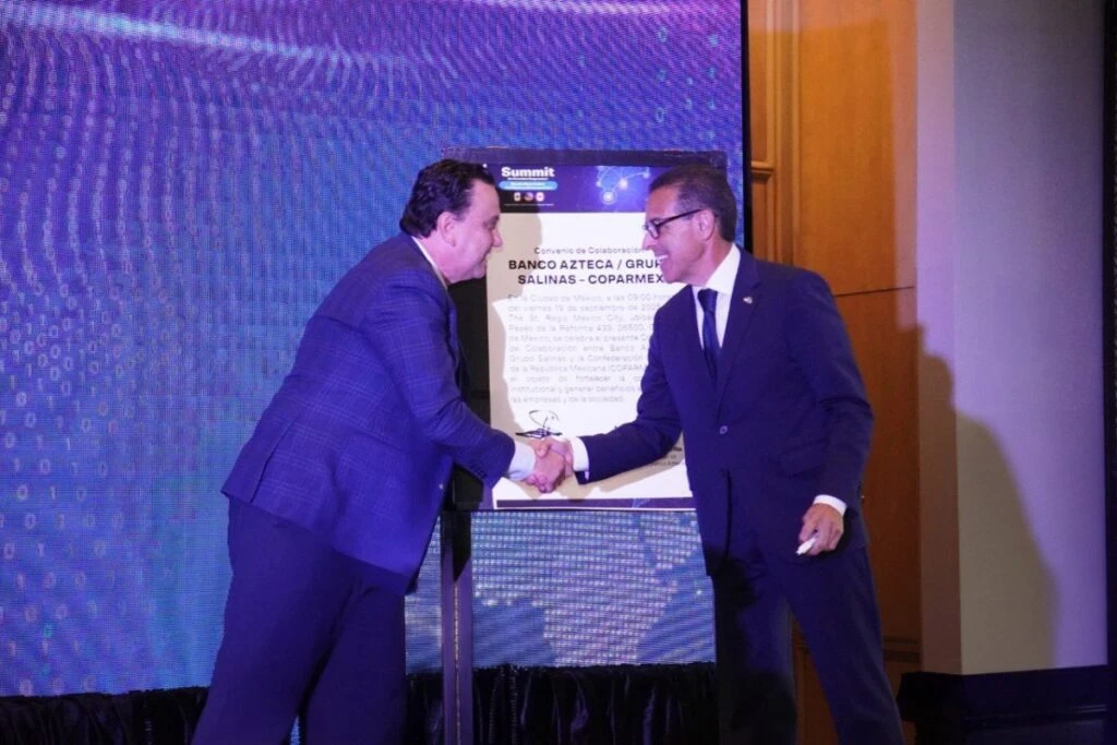 Banco Azteca firma acuerdo con Coparmex