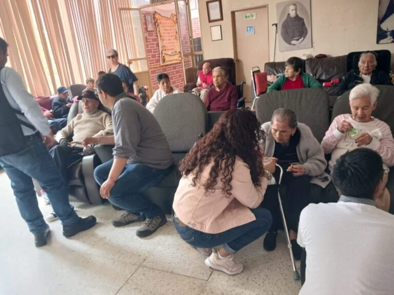 Seguritech llevó a cabo una jornada de voluntariado en el Asilo San Francisco de Asís.