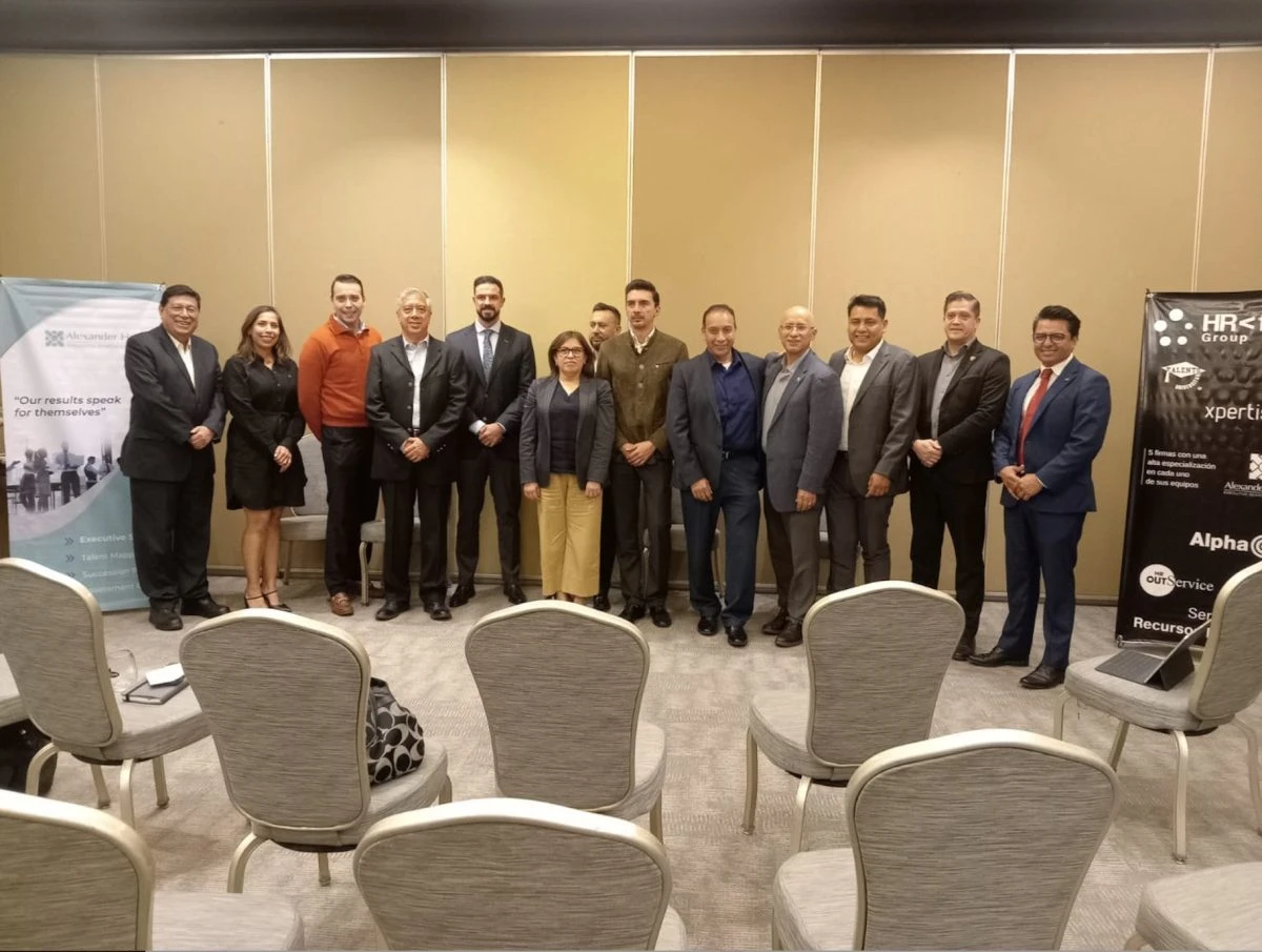 Alejandro Martínez Araiza compartió toda su visión sindical.