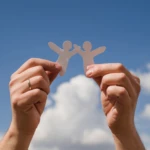 Colaboradores de Seguritech participaron en jornadas de voluntariado comunitario mejorando espacios educativos y sociales en México.