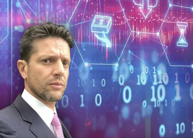 Alexis Nickin Gaxiola analiza el impacto de las finanzas digitales y blockchain.