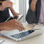 Alejandro Martínez Araiza, líder del SNAC, habla sobre capacitación laboral y productividad en México.