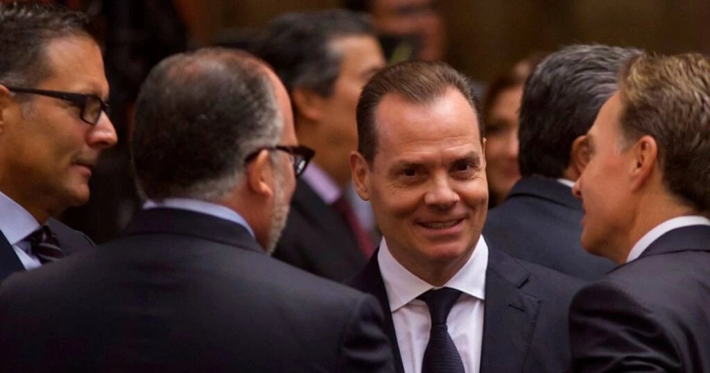 Olegario Vázquez Aldir, presidente de Grupo Vazol, junto a un grupo empresarial se reunieron con la presidenta Claudia Sheinbaum.