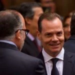 Olegario Vázquez Aldir, presidente de Grupo Vazol, junto a un grupo empresarial se reunieron con la presidenta Claudia Sheinbaum.