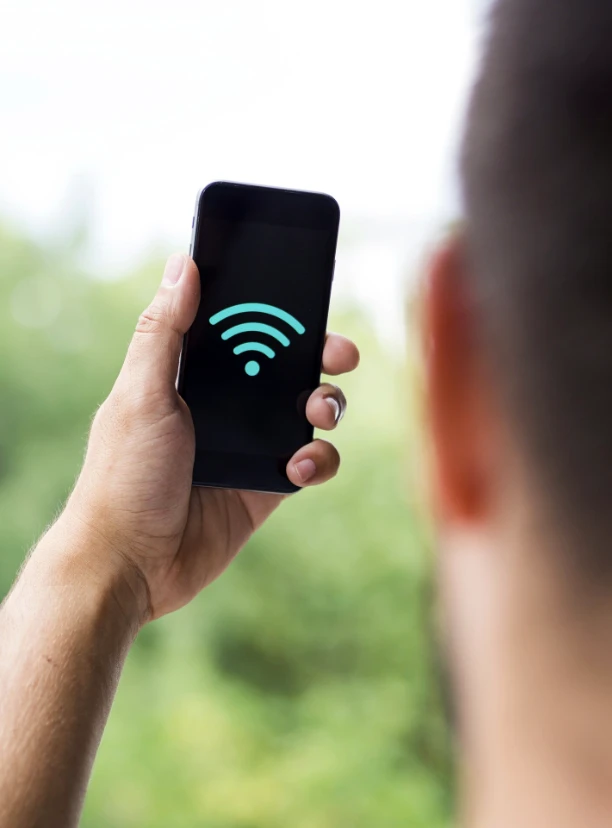 Ariel Picker, CEO de Seguritech Privada agrega que la prevención es la herramienta más eficaz frente a amenazas digitales en constante evolución. 