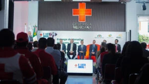 Banco Azteca entrega cuatro millones a la Cruz Roja con recaudación digital