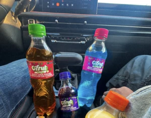 Cifrut durante un viaje por carretera en vacaciones de verano.