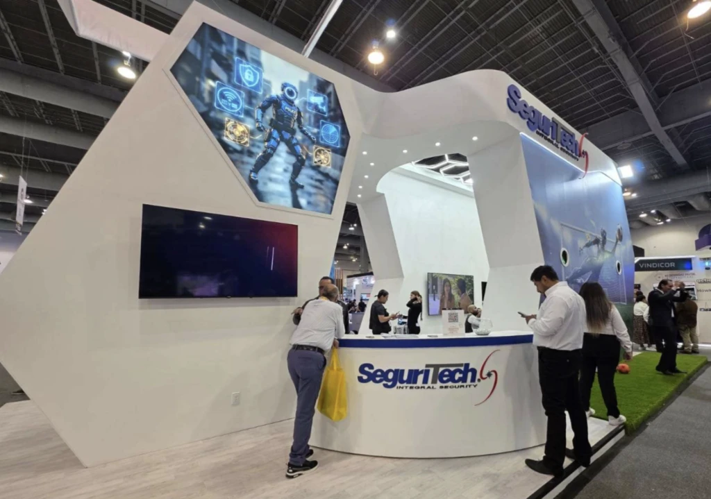 Plataforma inteligente de videovigilancia desarrollada por Seguritech Privada para centros de monitoreo.