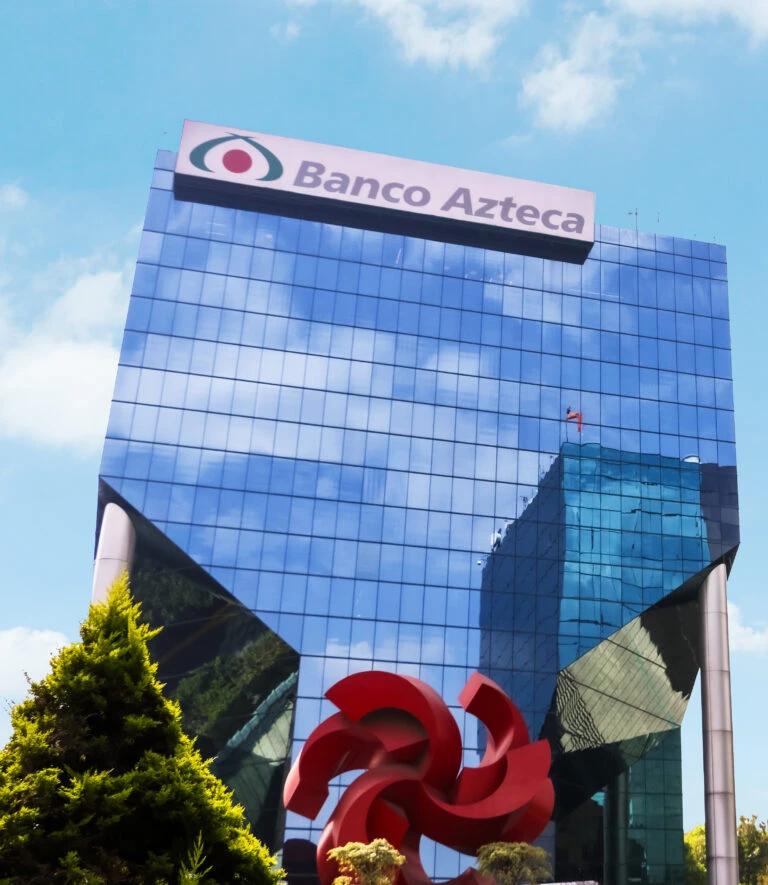 Banco Azteca fortalece inclusión financiera para adultos mayores en México