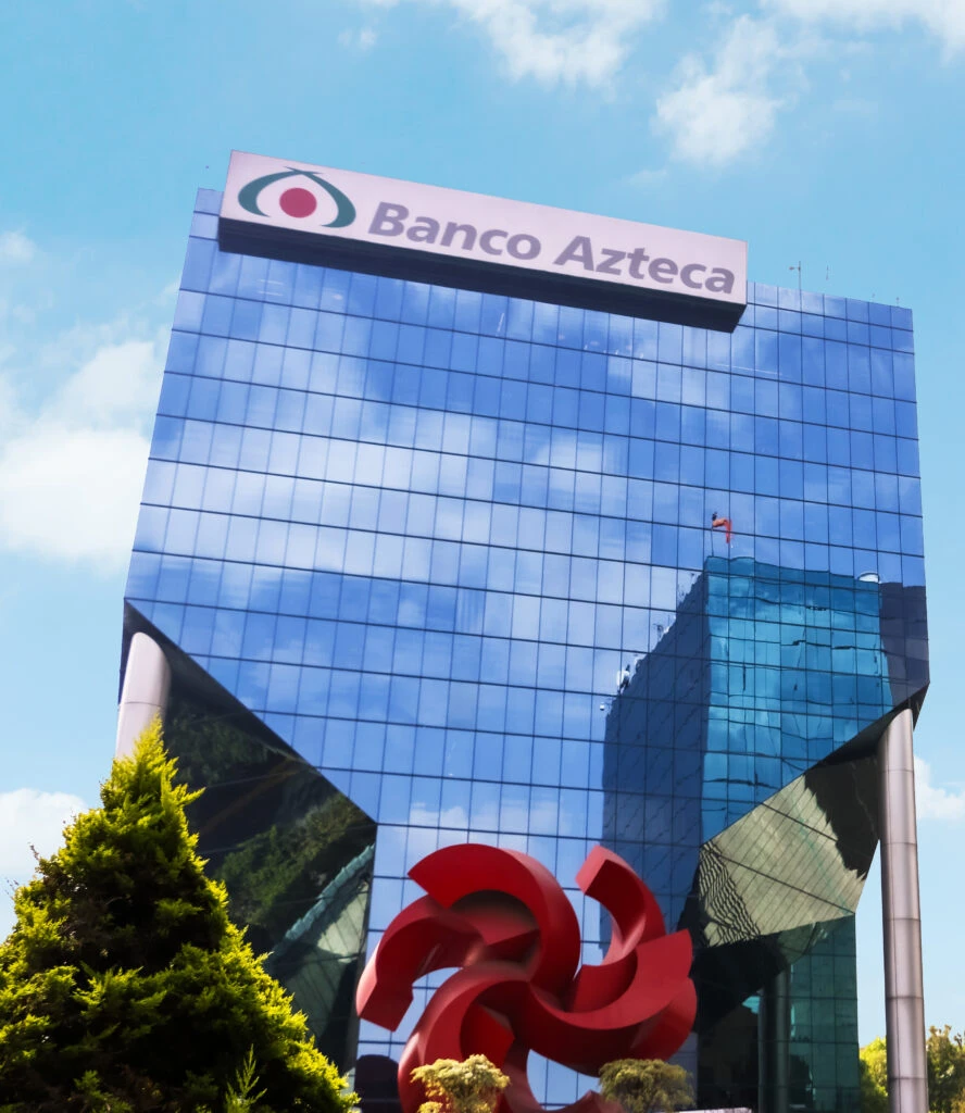 Banco Azteca fortalece inclusión financiera para adultos mayores en México